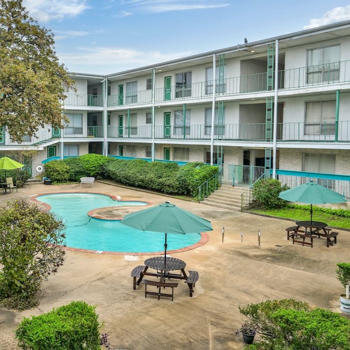 Hyde Park Collection sold tumbnail Anderson at Parkside