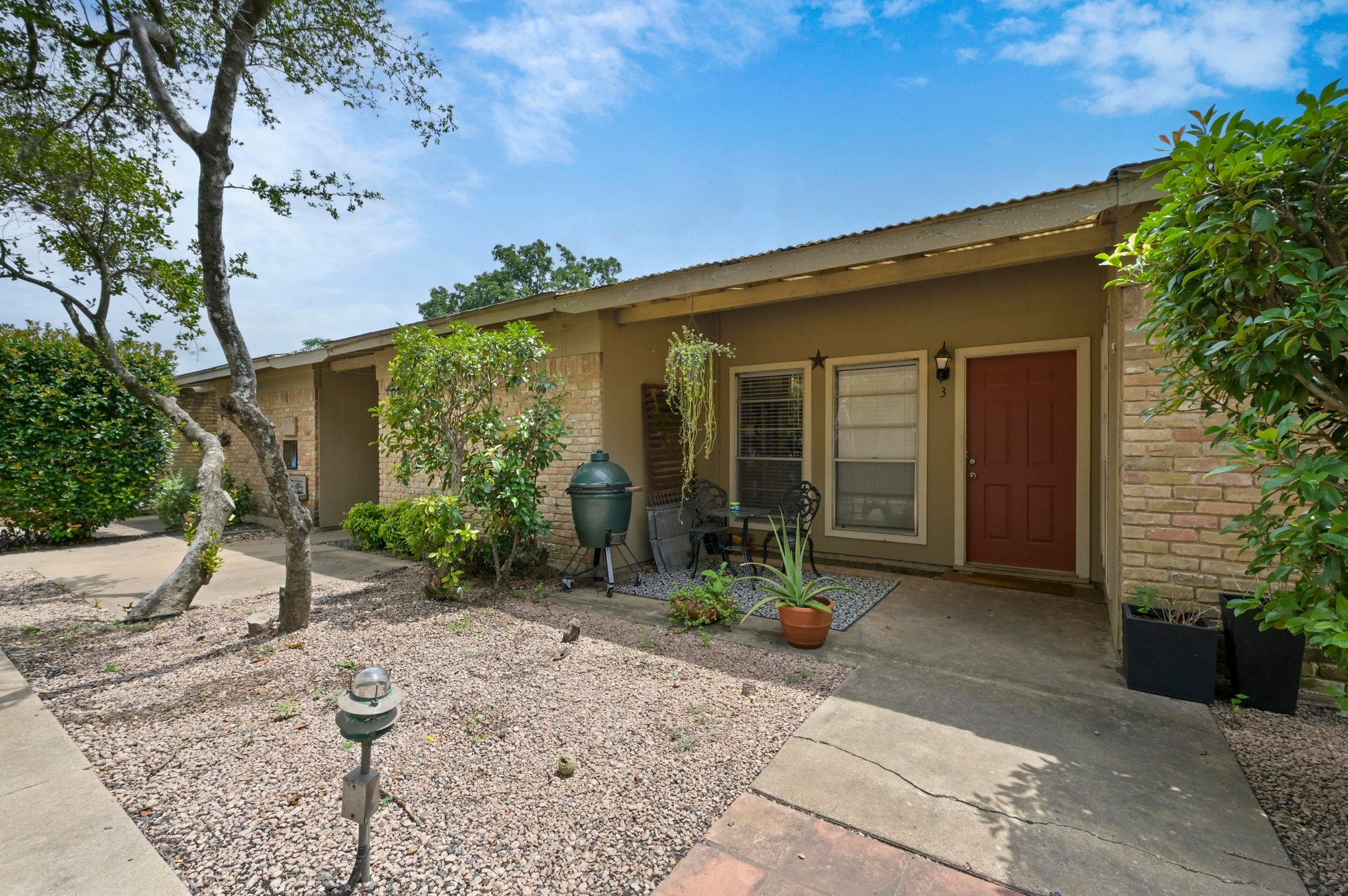 Spring Oaks Apartments